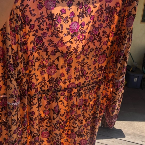 Tanah Folk Lillian Dress in Persia M/L - Picture 8 of 11